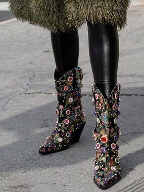 AZALEA WANG DILIGENT WESTERN MID CALF BOOTS (8.5)